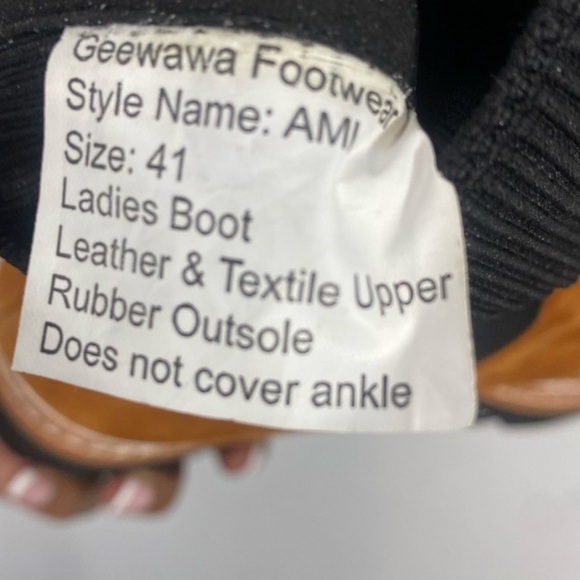 FREE PEOPLE Gee Wawa Ellis Chelsea Boots - Picture 15 of 16